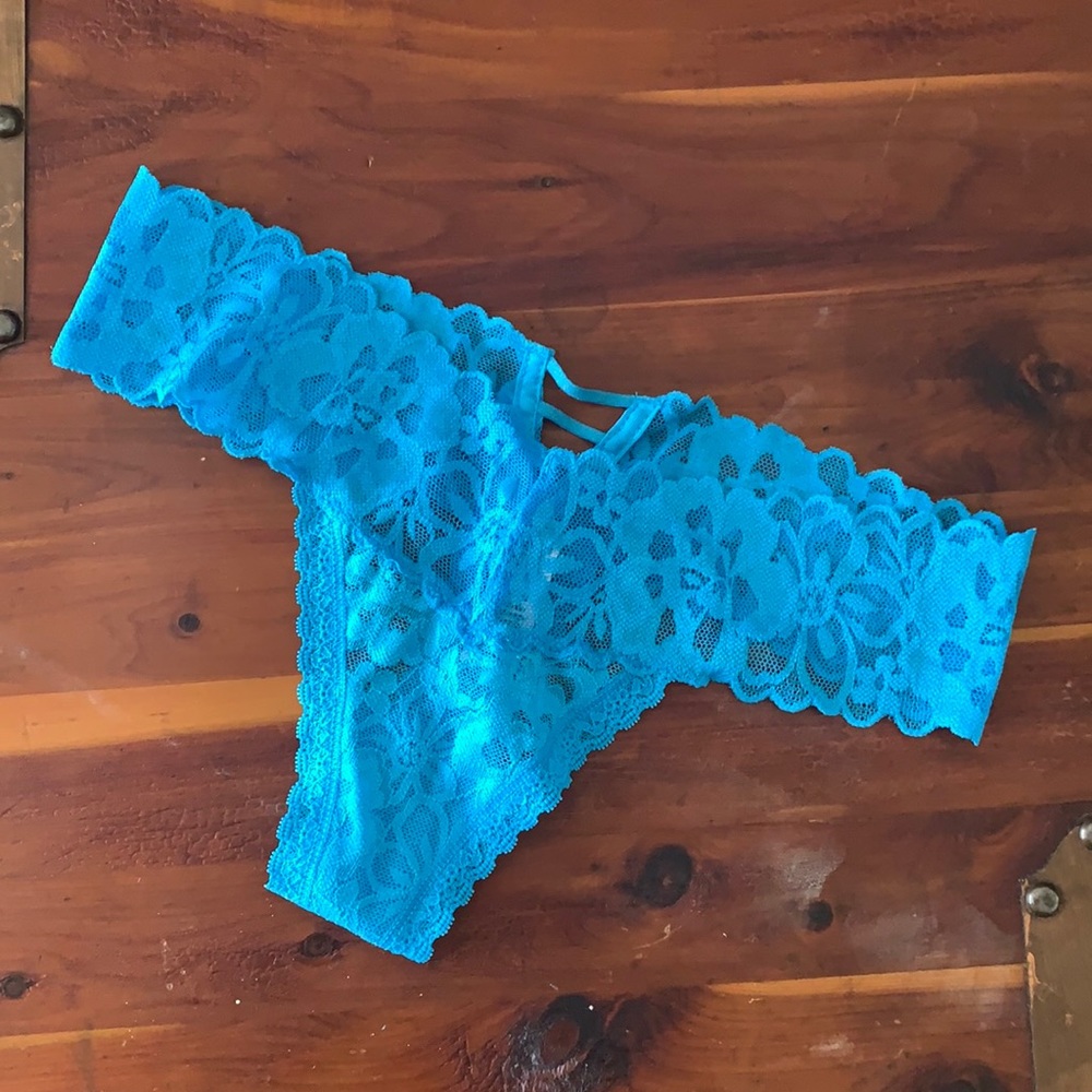 Lace VS Thong